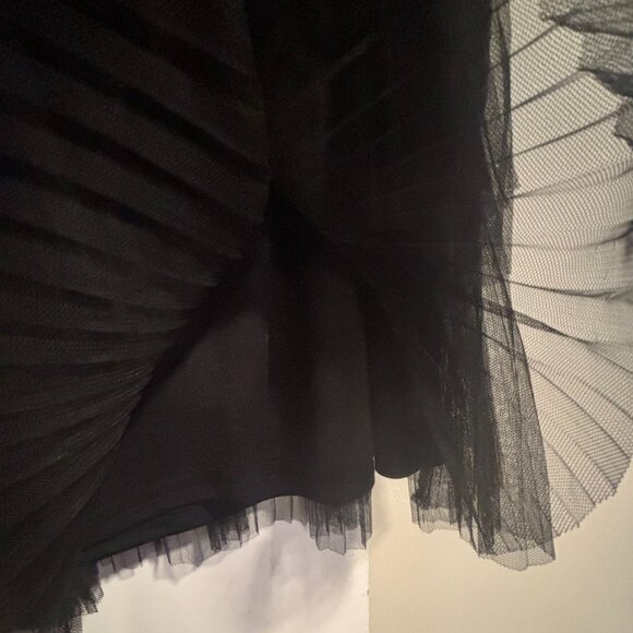 Jealous Tomato Black Layered Ruffle sleeveless top SZ Large - Picture 7 of 11